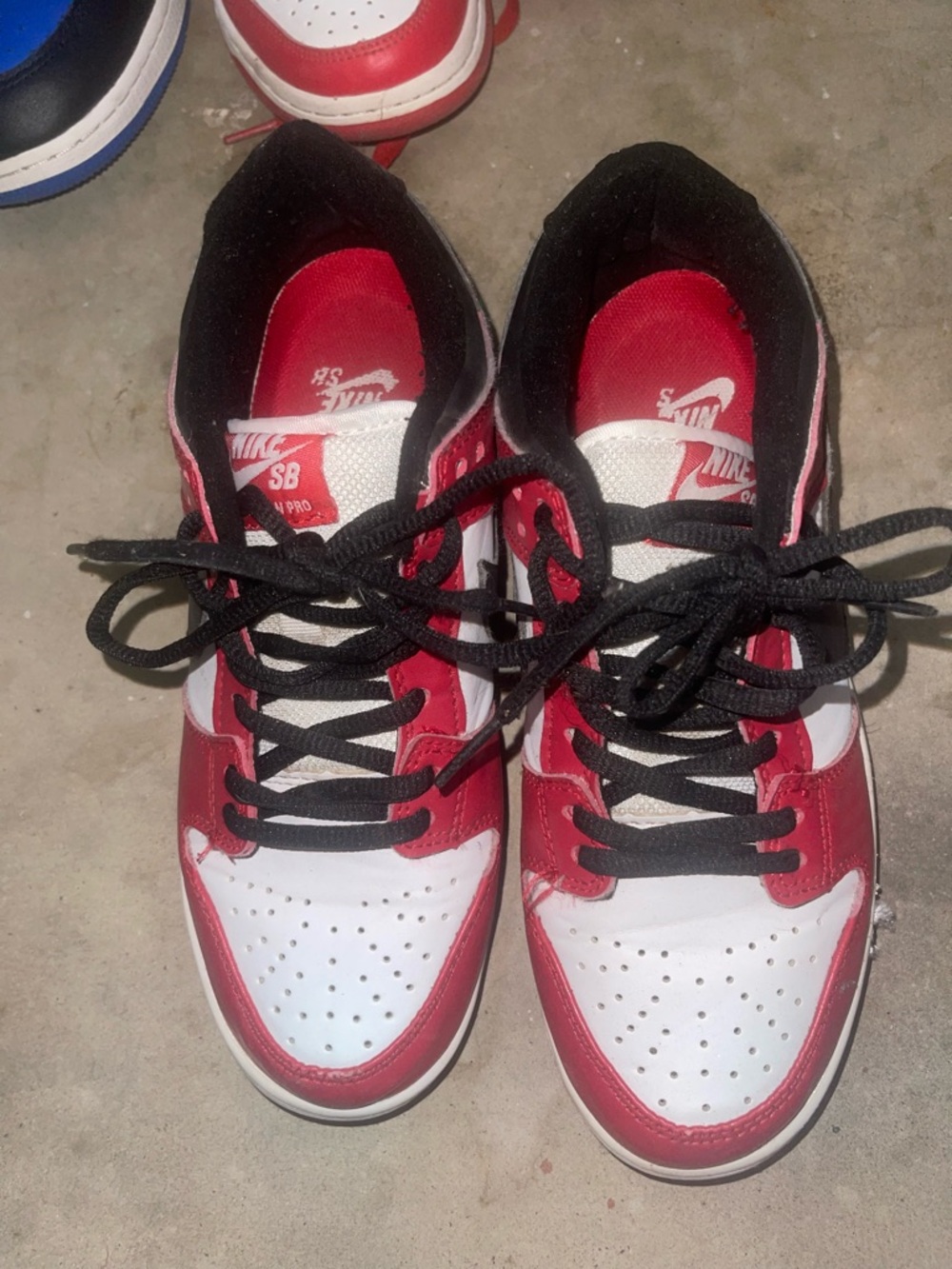 Nike SB Kids Red White Low-Top Sneakers